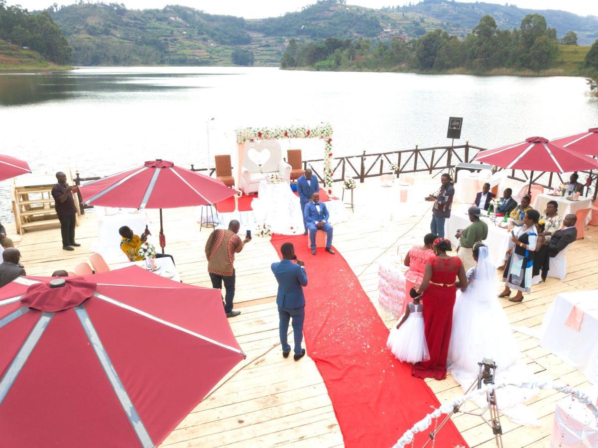 Bunyonyi Safaris Resort Kabale Екстериор снимка