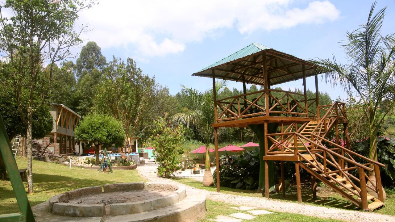 Bunyonyi Safaris Resort Kabale Екстериор снимка