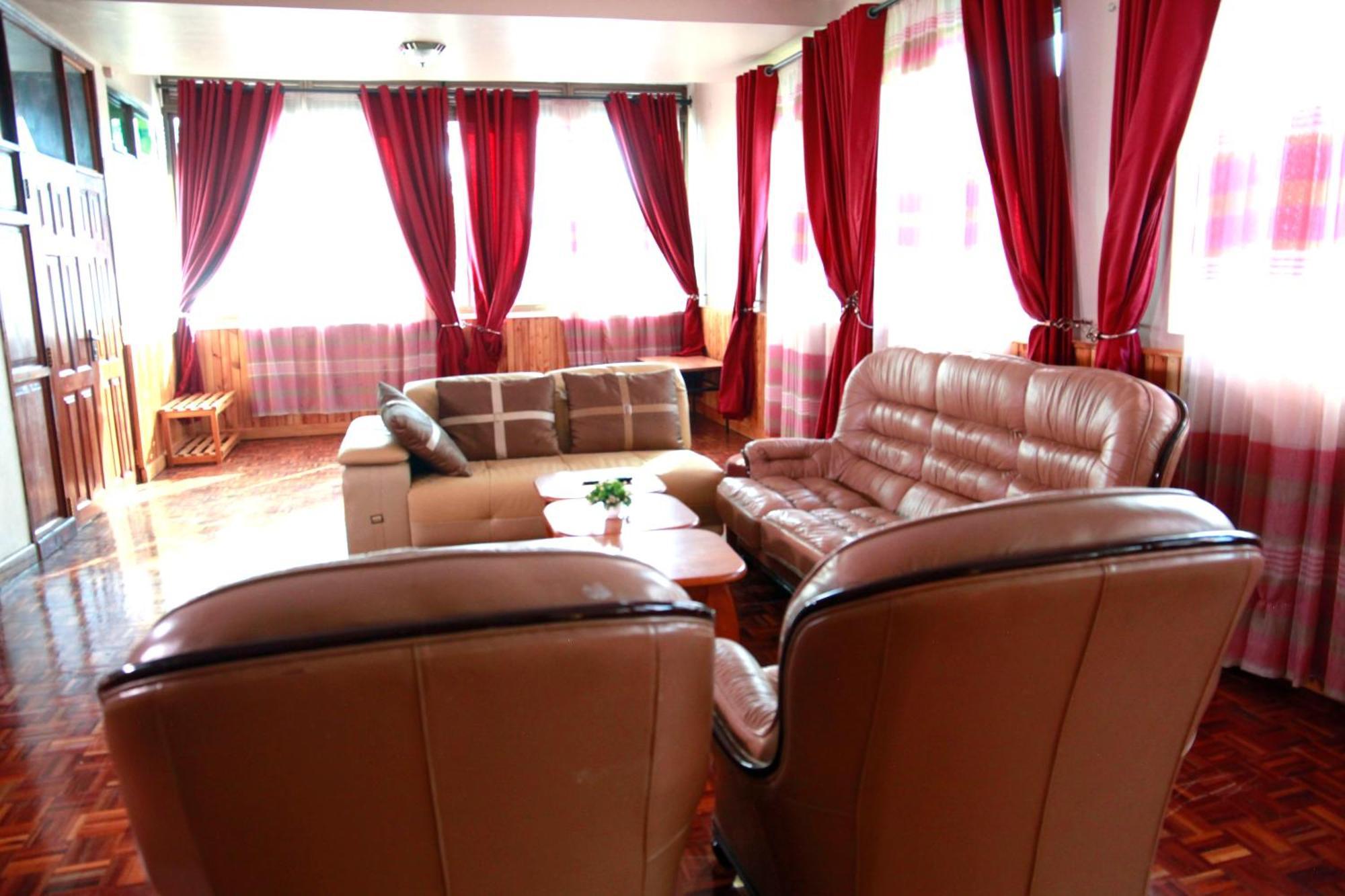 Bunyonyi Safaris Resort Kabale Екстериор снимка